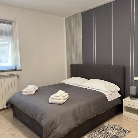 Serravalle Shop&Stay 塞拉瓦莱·斯克里维亚 外观 照片
