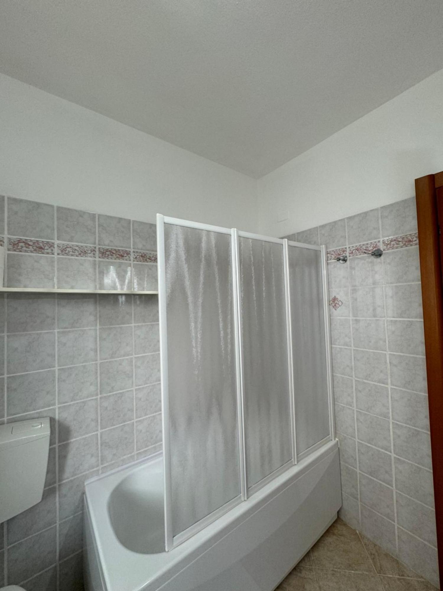 Serravalle Shop&Stay 塞拉瓦莱·斯克里维亚 外观 照片