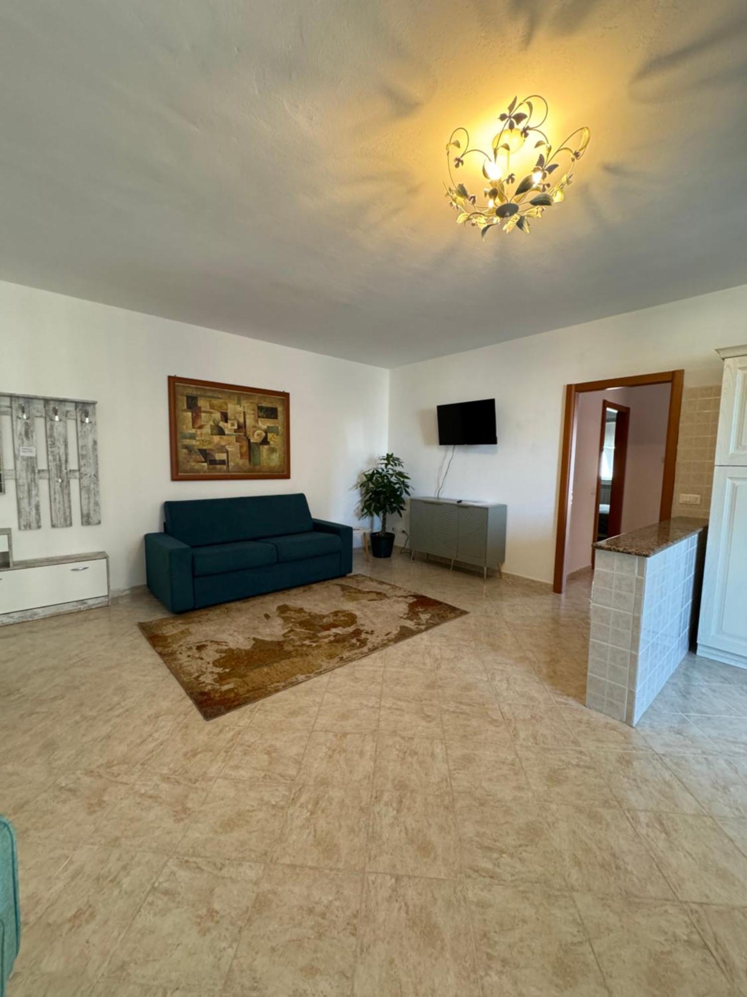 Serravalle Shop&Stay 塞拉瓦莱·斯克里维亚 外观 照片